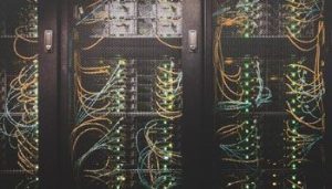 چه زمانی سایتم را از هاست اشتراکی به سرور مجازی منتقل کنم